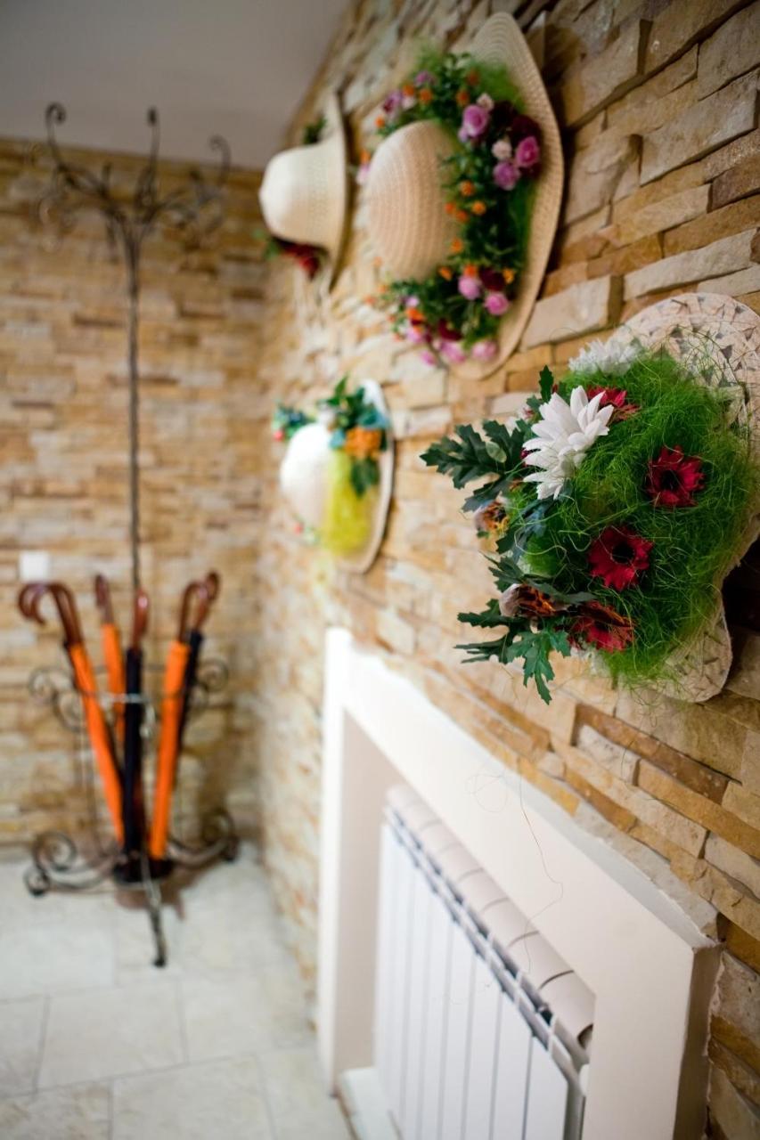 Villa Oselya Kiev Ngoại thất bức ảnh