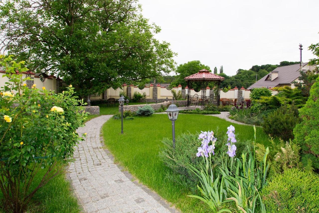 Villa Oselya Kiev Ngoại thất bức ảnh