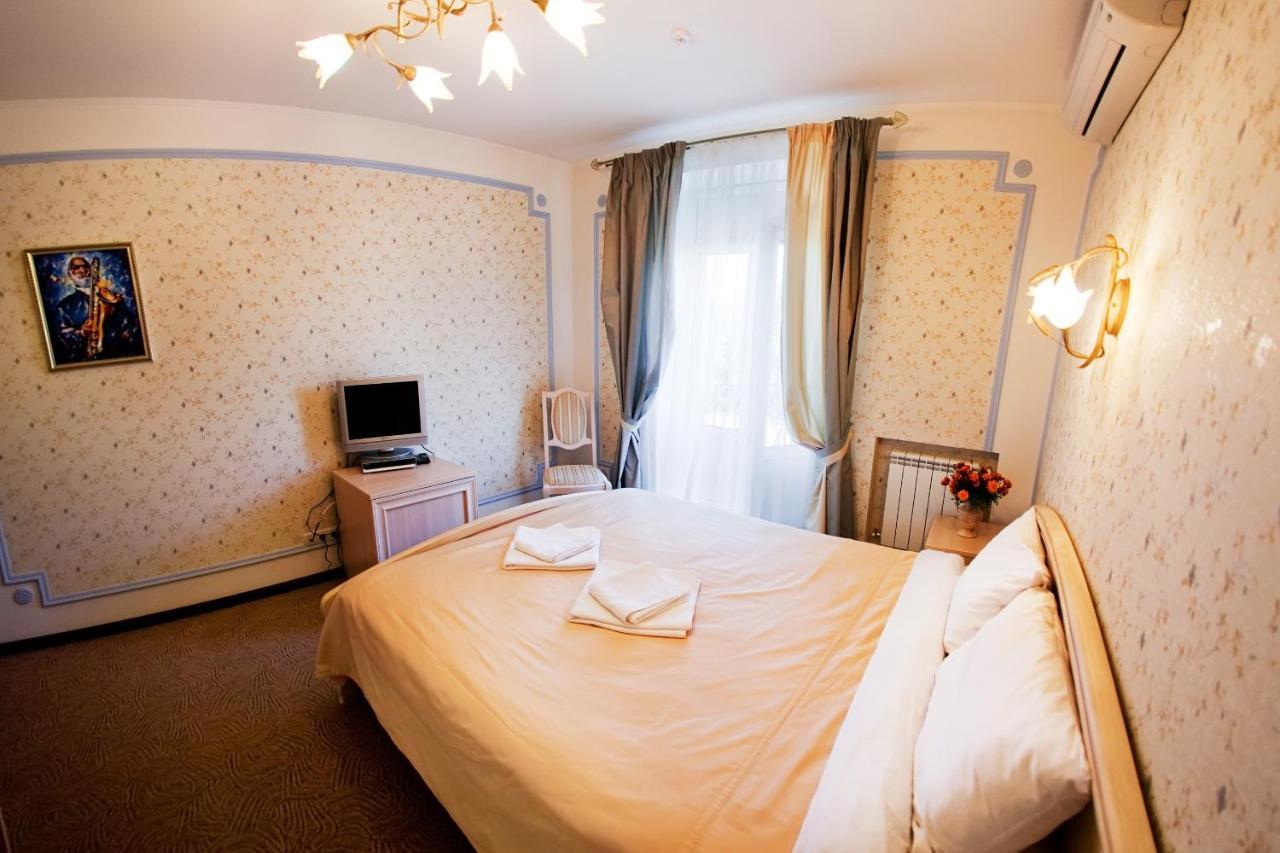Villa Oselya Kiev Ngoại thất bức ảnh