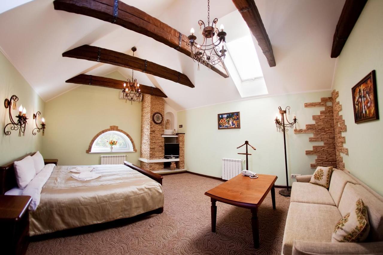 Villa Oselya Kiev Ngoại thất bức ảnh