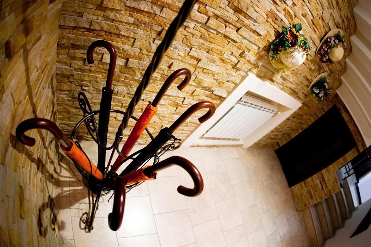 Villa Oselya Kiev Ngoại thất bức ảnh