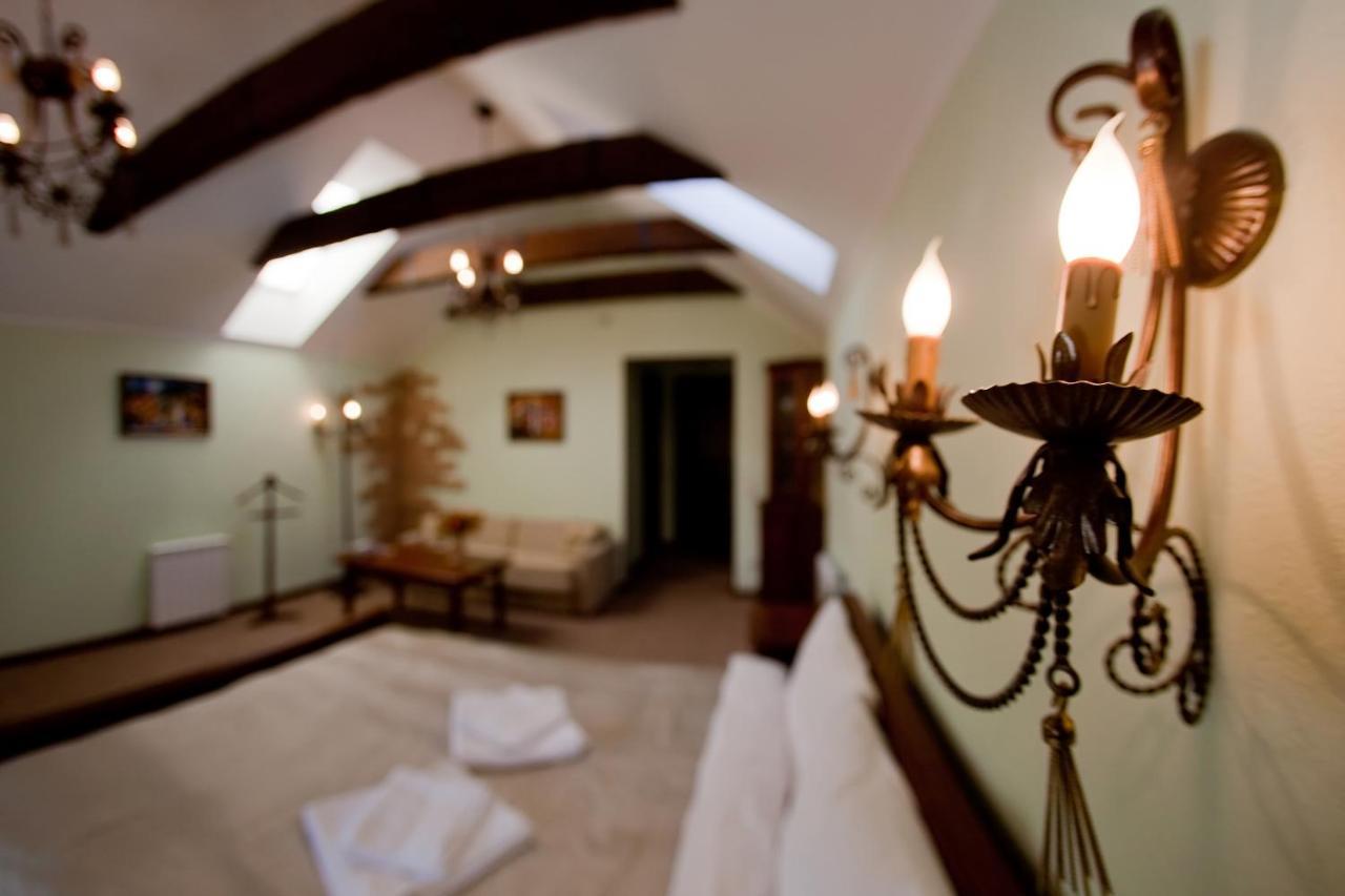 Villa Oselya Kiev Ngoại thất bức ảnh